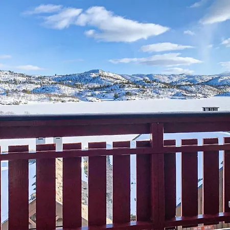 Apartment Stunning In Vagslid With Wifi Vagslivatnet
